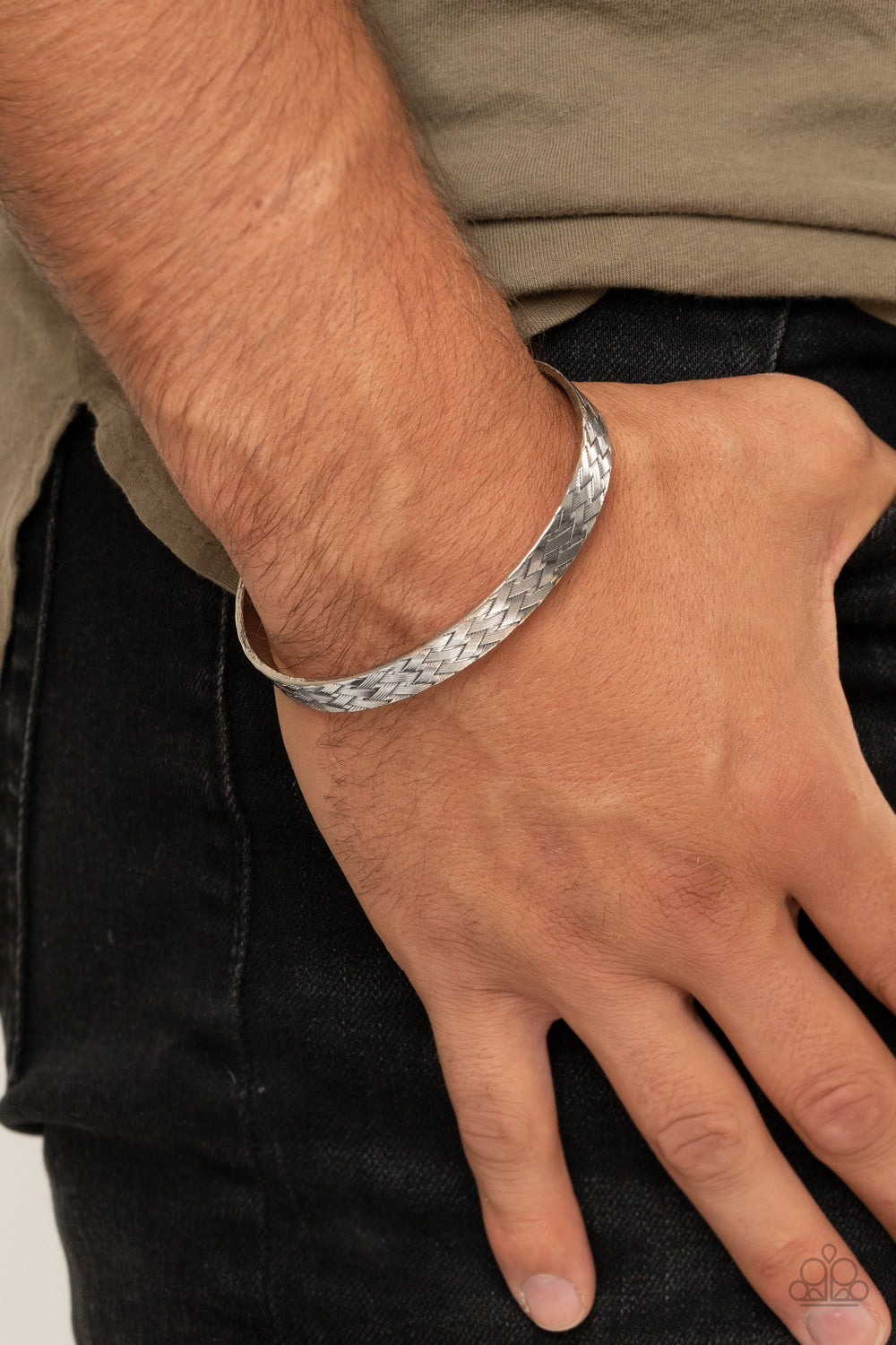 Paparazzi Bracelets - Watch the Lock - Silver - Fashion Fix –  jewelryandbling.com
